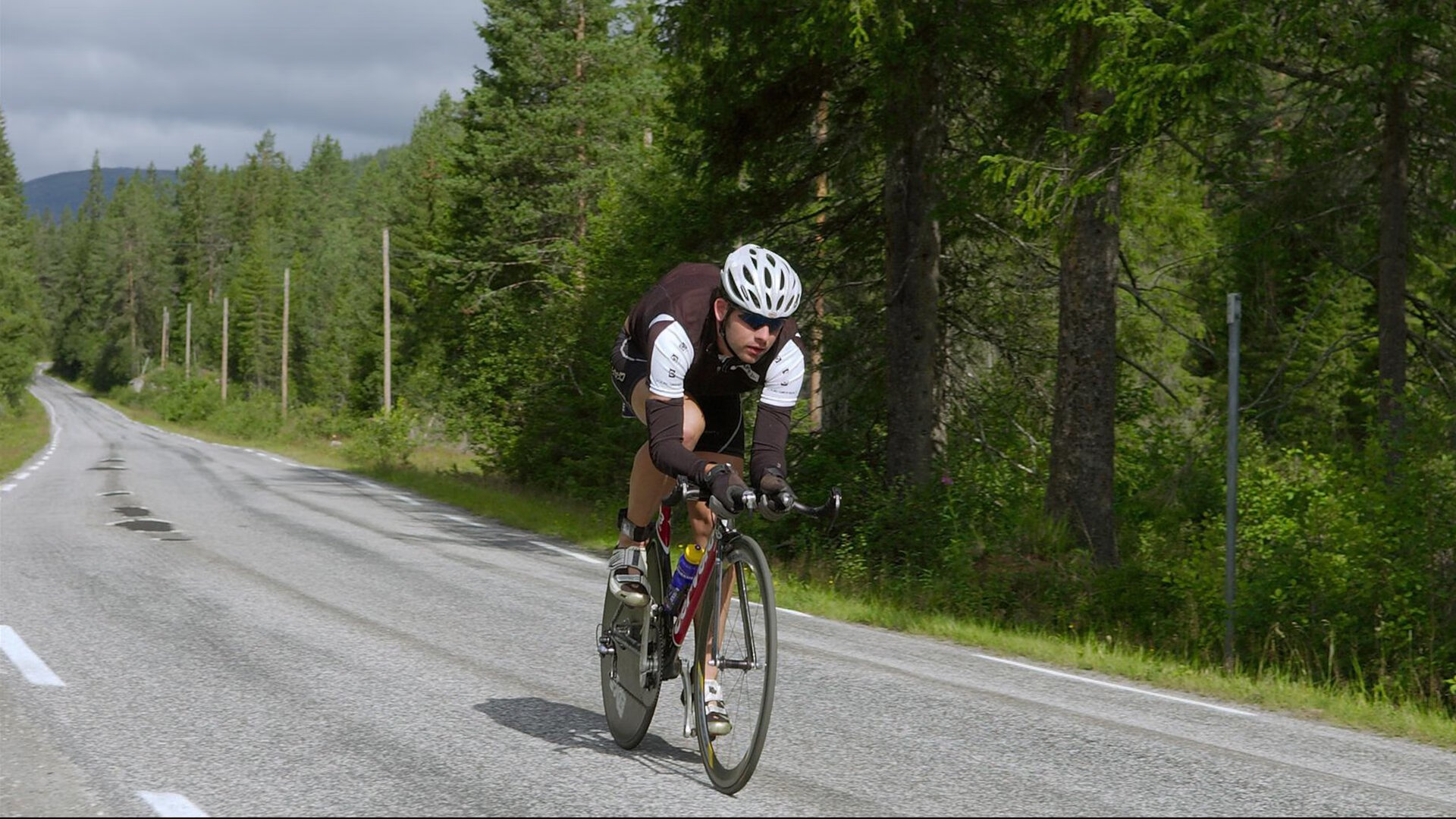 库里带动全队节奏，广厦队踏平掘金，当东方铁骑遇上高原雄狮