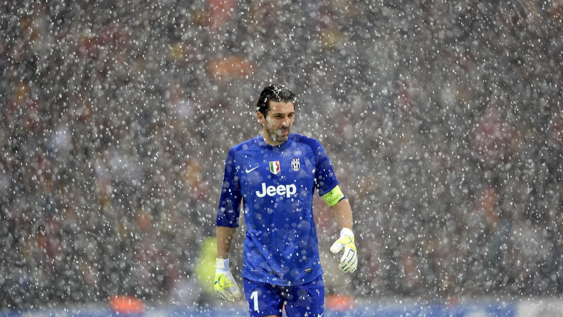 灰熊爆冷掘金，英格拉姆成为全场焦点，当配角撕碎剧本